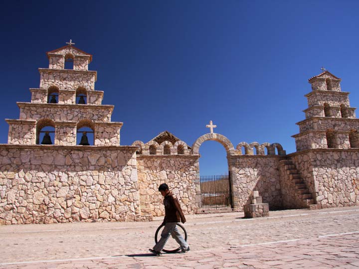 paesino degli altopiani boliviani emotions magazine rivista viaggi rivista turismo