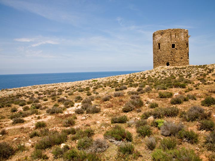 Nuraghe in Cala Domestica - vino carignano sulcis - emotions magazine - rivista viaggi - rivista turismo