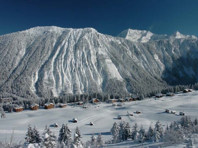 courchevel-neve-sci-sciare-francia-snowboard-natale-settimana-bianca-emotions-magazine-rivista-viaggi-turismo_n2