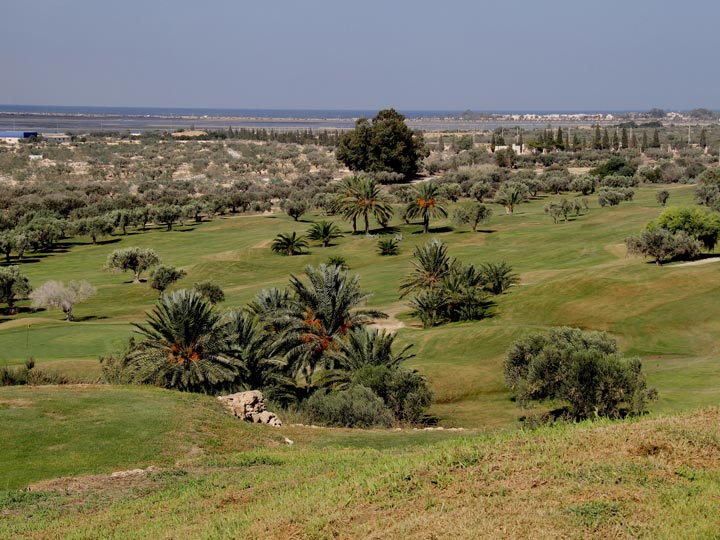 Golf in Tunisia viaggio tunisia golf flamingo golf Monastir emotions magazine rivista viaggi turismo