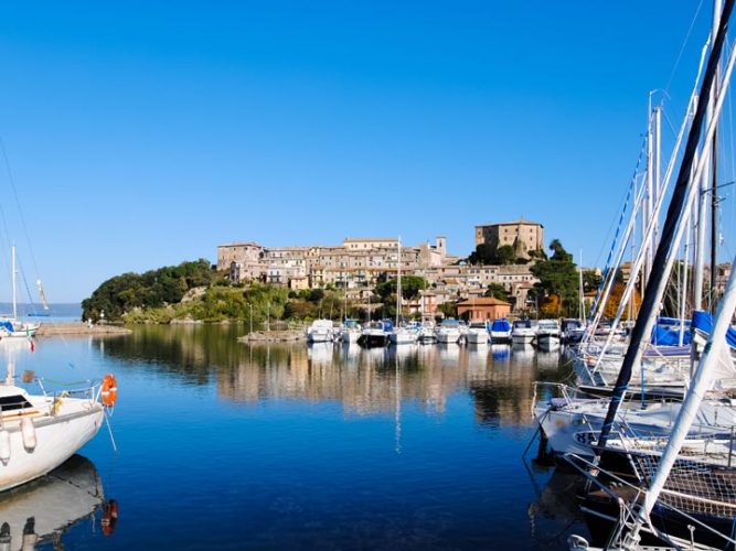 Lago di Bolsena - Porto di Capodimonte - viaggio bolsena - emotions magazine - rivista viaggi - rivista turismo