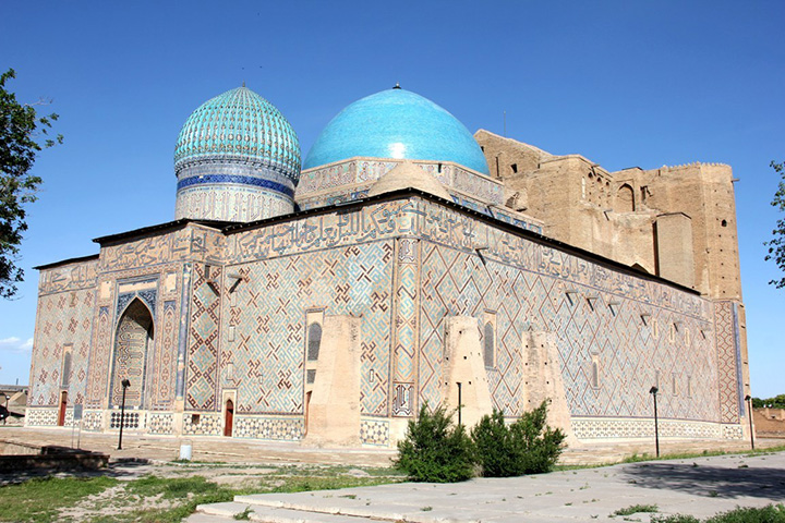 Mausoleo di Yasui in Turkistan (UNESCO) copia